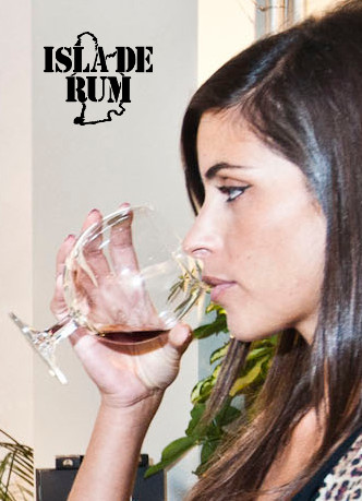 Chiara Gensini tasting rum